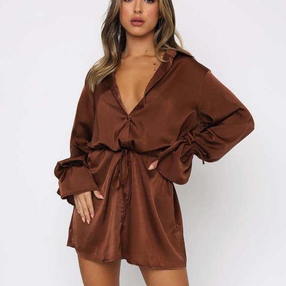 Satin oversized blouse dress - Picture 7 of 7
